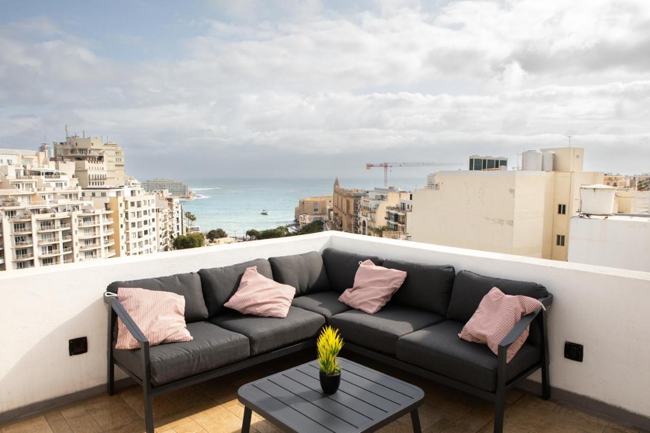 Entire Luxury Sliema Townhouse Steps From Beach Екстер'єр фото